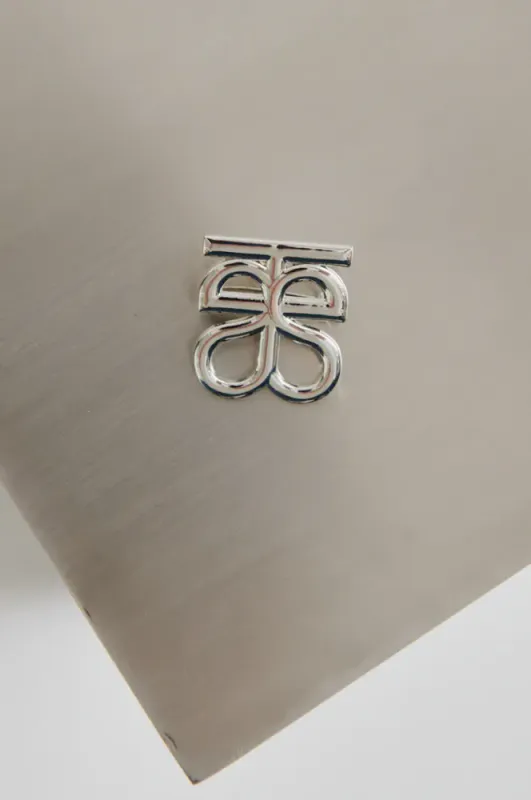 The Brooch Sølv