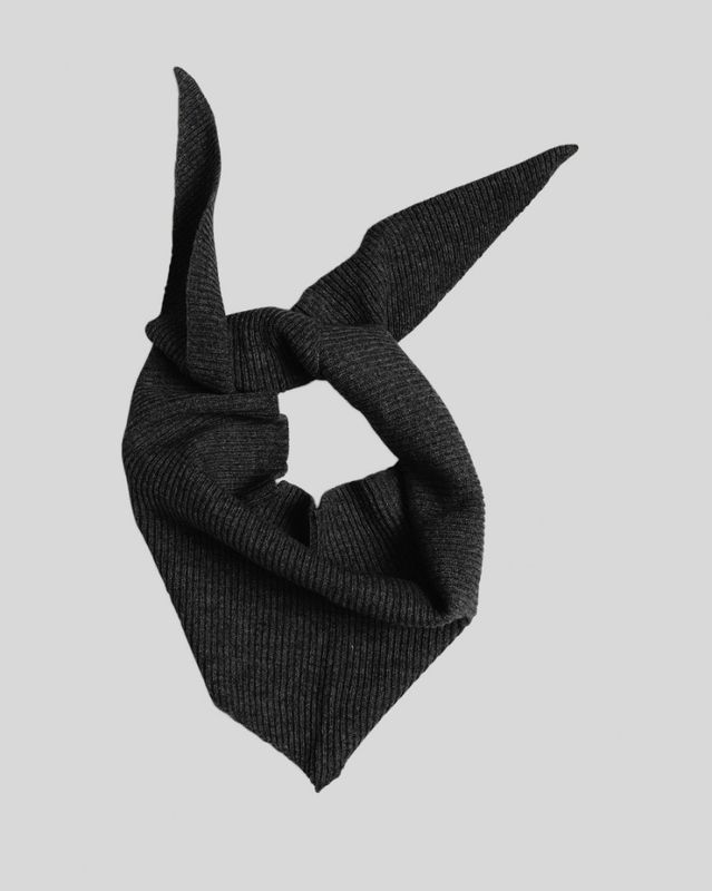 Lowee Scarf Black