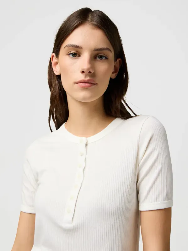 SLIM FEMME KNIT HENLEY Hvit